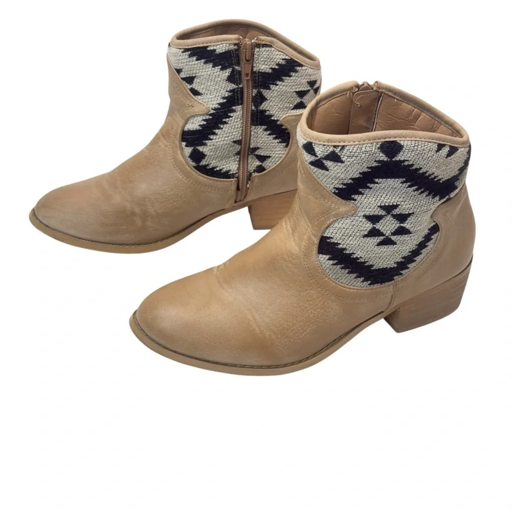 Francesca's Collections Tan and Black Ankle Boots with Southwestern Flair